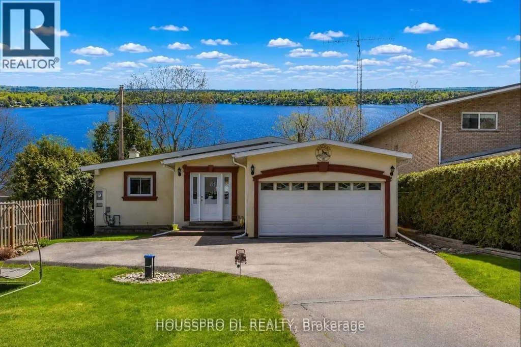 2683 Lakeshore Road E, Oro-Medonte